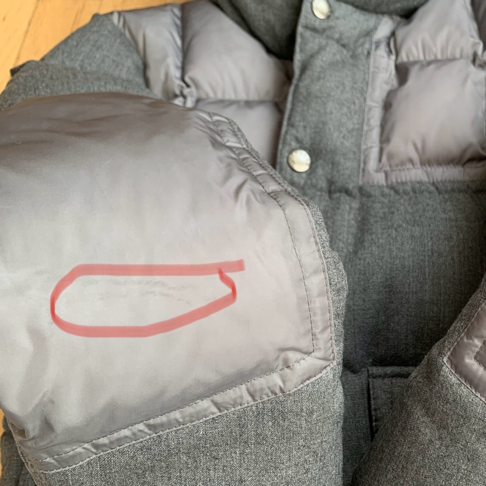 Moncler kids size 12 down Gray Coat - Picture 12 of 13